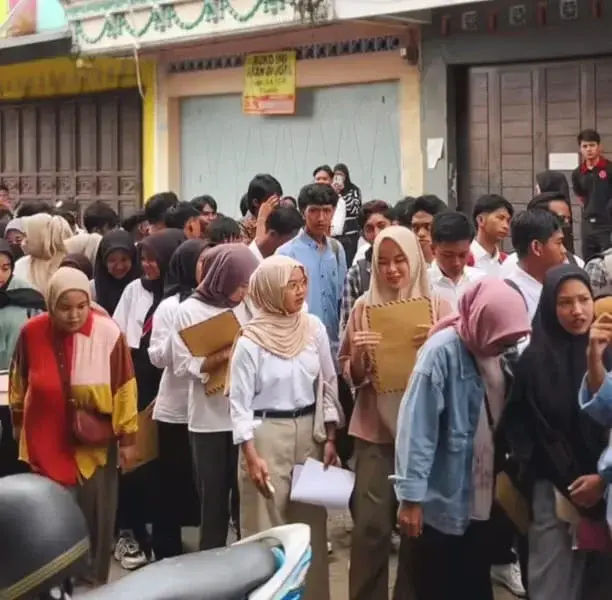 Tantangan Mencari Kerja 