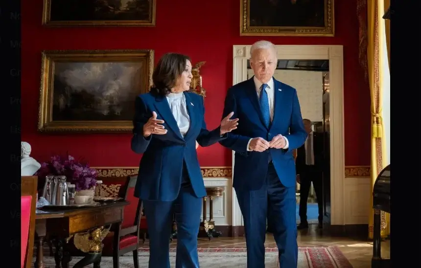 Ini dia awal Karir Kamala Harris. FOTO: TangkapanLayar (Twitter.com)/Divipromedia.com