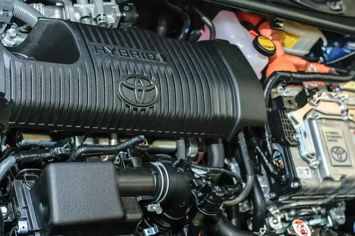 Ternyata ini, beberapa Keunggulan Memiliki Mobil Hybrid. FOTO: Pixabay.com/Divipromedia.com