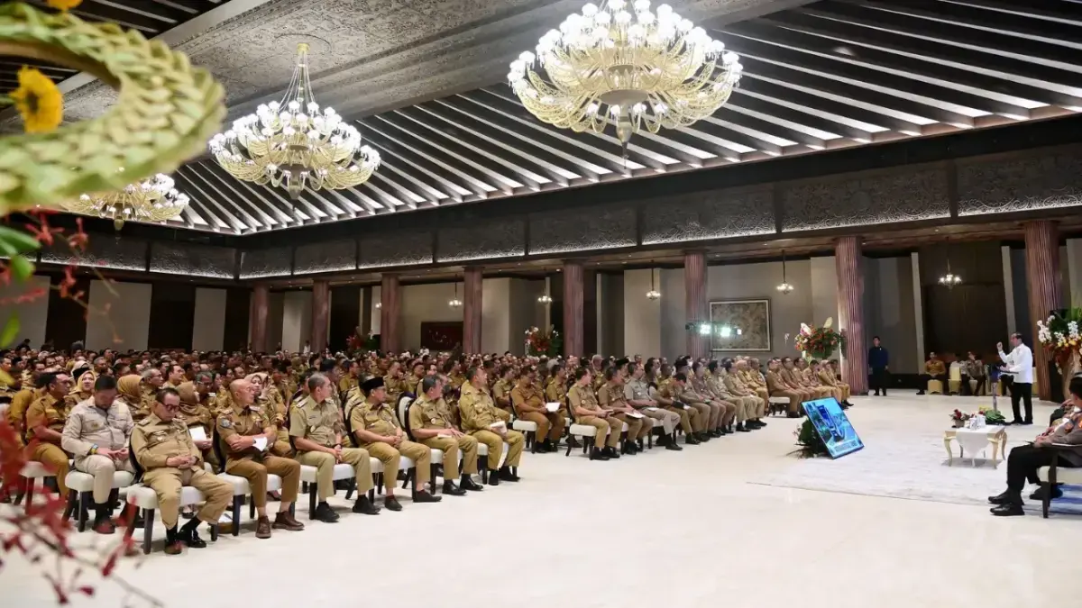 Presiden Jokowi Tekankan Pentingnya Realisasi APBD dan Persiapan Pilkada Serentak di Ibu Kota Nusantara. (dok.Humas setpres/Divipromedia.com