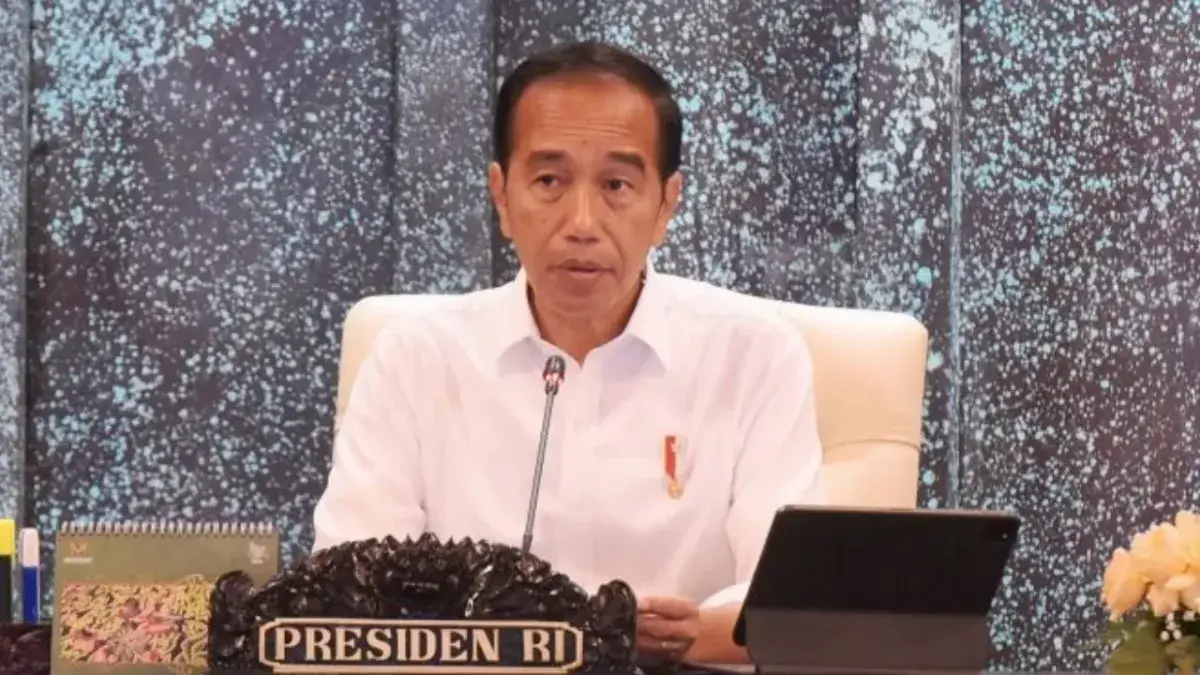 Presiden Jokowi : Pimpin Sidang Kabinet Paripurna di IKN, Umumkan Investasi Rp56,2 Triliun. (dok.Humas Sekbat RI)/Divipromedia.com