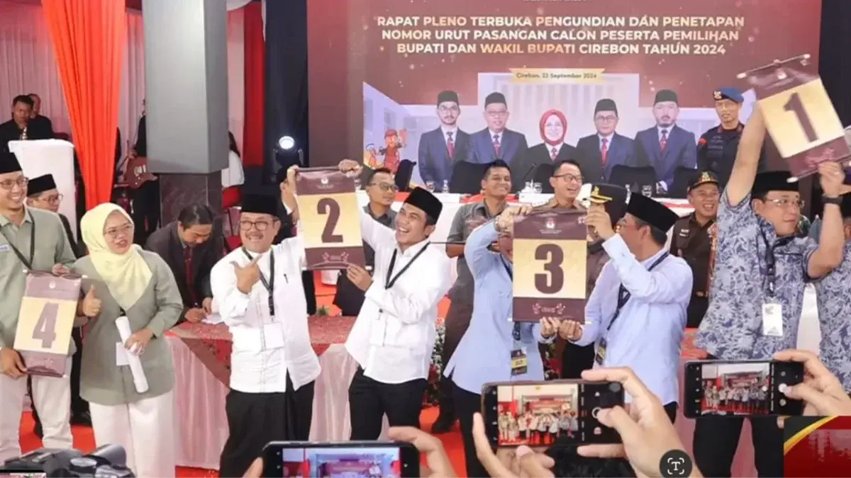 Pilkada Kabupaten Cirebon,
Pengundian nomor urut pasalon ;Nomor 1: Pasangan Rachmat Hidayat - Imam Saputra
Nomor 2: Pasangan H Imron - Agus Kurniawan Budiman
Nomor 3: Pasangan Hj Wahyu Tjiptaningsih - Dr Solichin
Nomor 4: Pasangan Mohammad Luthfi - Diah Ramayana