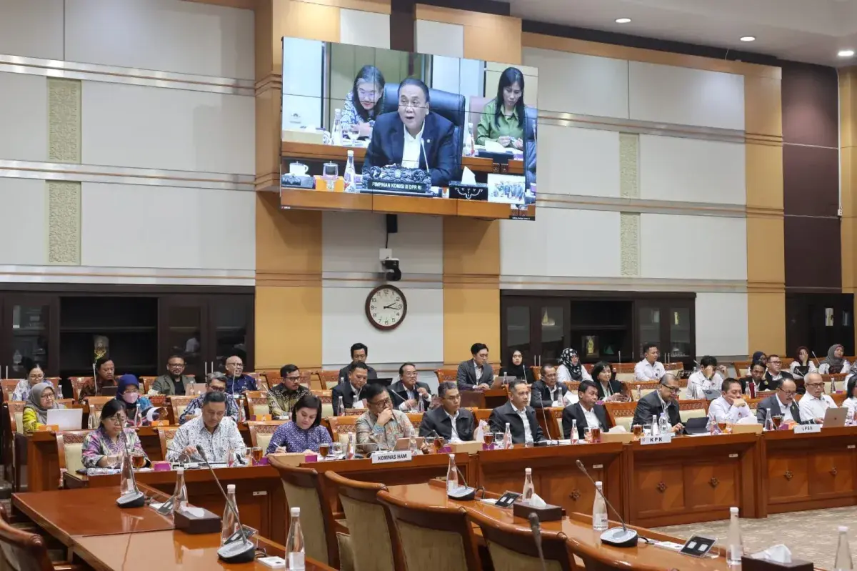 Komnas HAM dan Komisi III DPR RI Bahas Rencana Kerja dan Anggaran 2025, gedung DPR RI. (dok.humas DPR RI)/Divipromedia.com