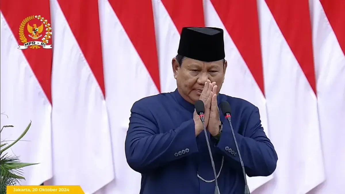 Caption : Pidato Perdana Presiden Prabowo Subianto: Mengajak Bangsa Bersatu Mewujudkan Cita-Cita Bersama Caption : Pidato Perdana Presiden Prabowo Subianto: Mengajak Bangsa Bersatu Mewujudkan Cita-Cita Bersama
