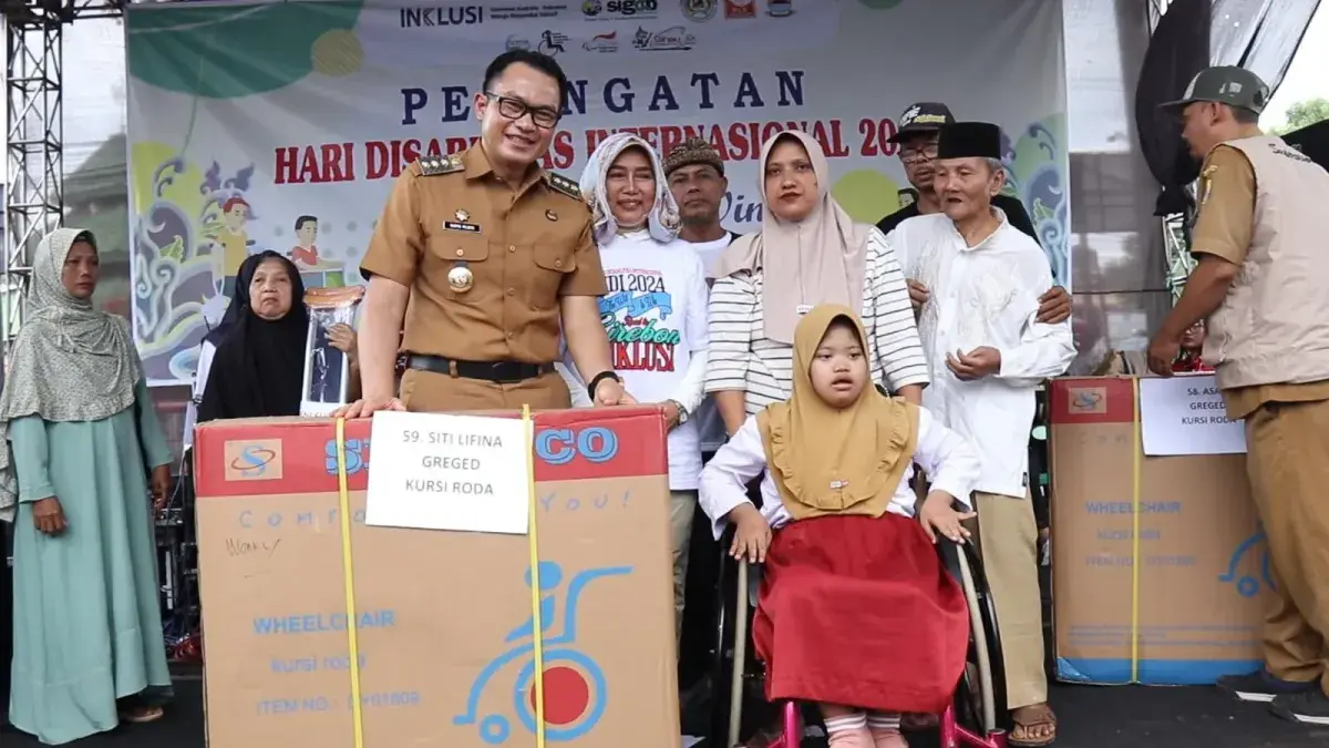 Pj Bupati Cirebon Tegaskan Komitmen Tingkatkan Kesejahteraan dan Aksesibilitas Komunitas Disabilitas. Serta serah Terima bantuan. (Dok.way/divipromedia.com) 