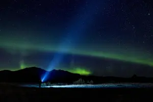 Ternyata begini Penyebab munculnya aurora. FOTO: Pixabay.com/divipromedia.com