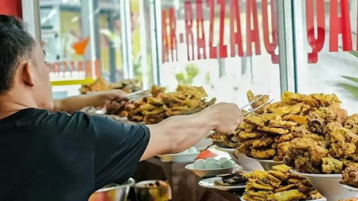 ilustrasi Pedagang Masakan Padang ilustrasi Pedagang Masakan Padang