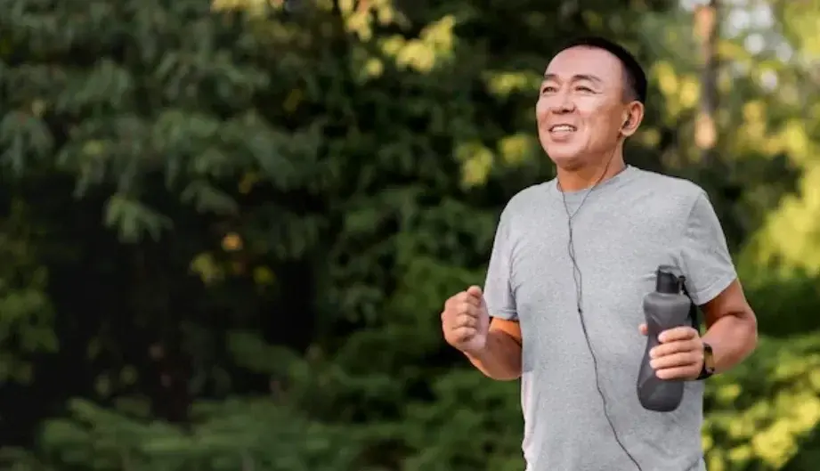 Ilustrasi olahraaga di oagi hari yang dapat mempengruhi mood. Foto: Freepik