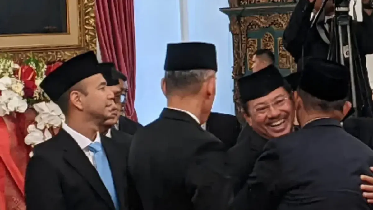 7 Urusan Presiden usai dilantik. 7 Urusan Presiden usai dilantik.