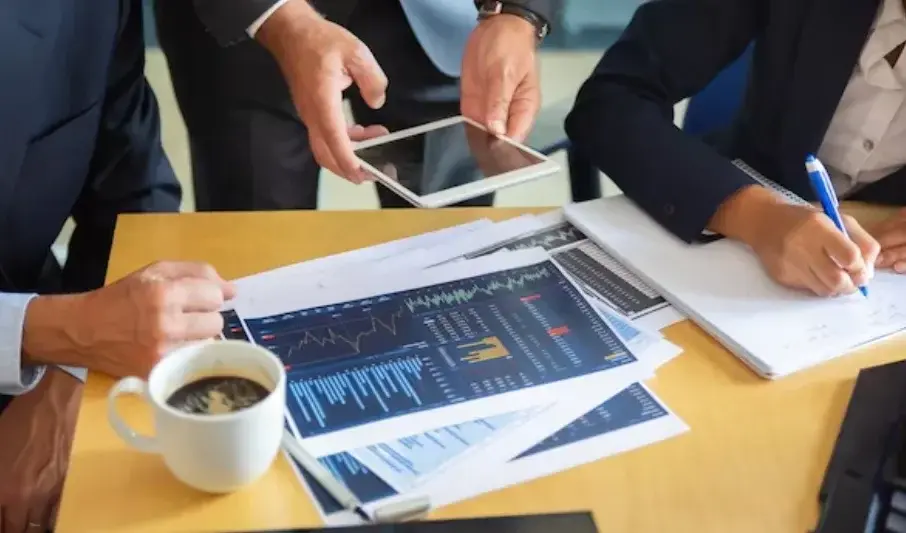 Ilustrasi Investasi yang semakin menjadi pilihan banyak orang untuk mencapai tujuan keuangan jangka panjang. Foto: Freepik