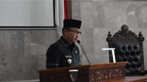 Penjabat (Pj) Bupati Cirebon, Wahyu Mijaya, memaparkan tiga agenda penting yang bertujuan memperkuat efisiensi dan efektivitas kinerja pemerintahan daerah
