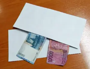 Ilustrasi Serangan fajar, (money politik)