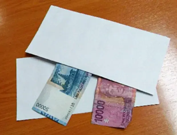 Ilustrasi Serangan fajar, (money politik)