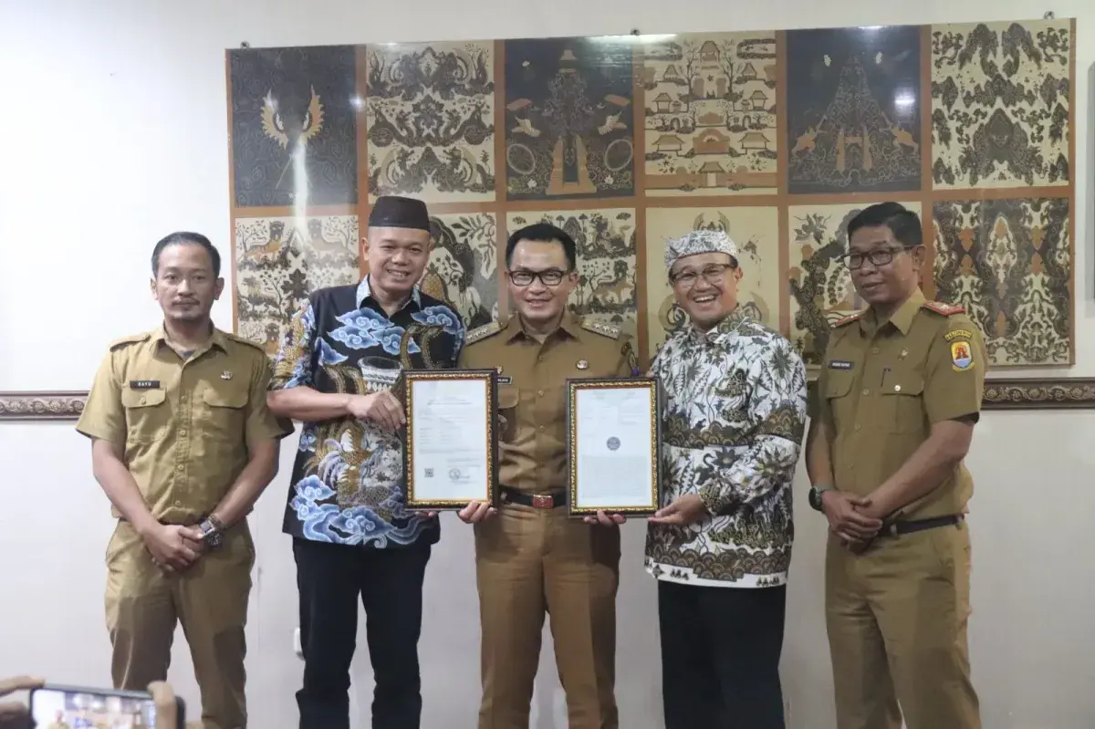 Batik Merawit Cirebon Raih Sertifikasi Indikasi Geografis Keenam di Indonesia. (Dok.way divipromedia.com)