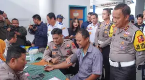 Kakorlantas dan Wamenhub saat inspeksi di Terminal Pekalongan Pastikan Keamanan Lalu Lintas.* Dok.Humas Menhub