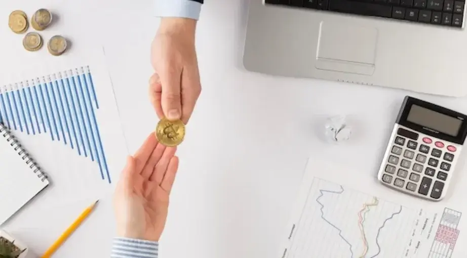 Ilustrasi investasi dengan modal kecil. Foto: Freepik