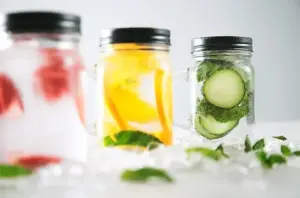 Infused Water Vs Jus: Mana yang Lebih Baik untuk Tubuhmu?