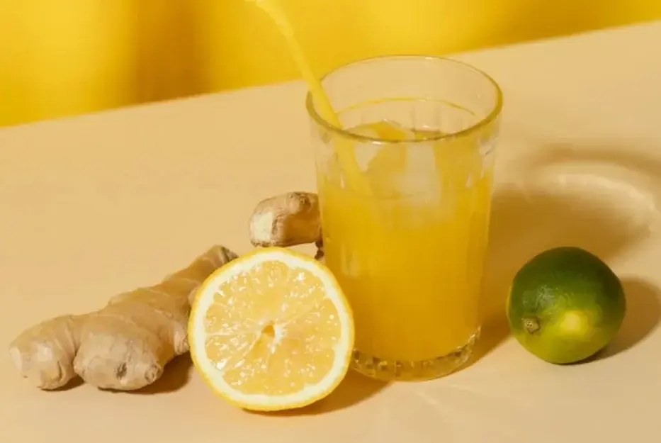 Ilustrasi jahe dan air lemon. Foto: Freepik