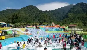 Salah Satu Wisata Bumi Pelangi Jalaksana, destinasi baru di Kuningan dekat kaki Gunung Ciremai Kuningan Jawa Barat. (dok.way/divipromedia.com) 