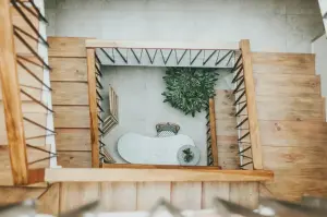 Begini loh beberapa pilihan bahan tangga rumah minimalis. FOTO: Pixabay.com/divipromedia.com