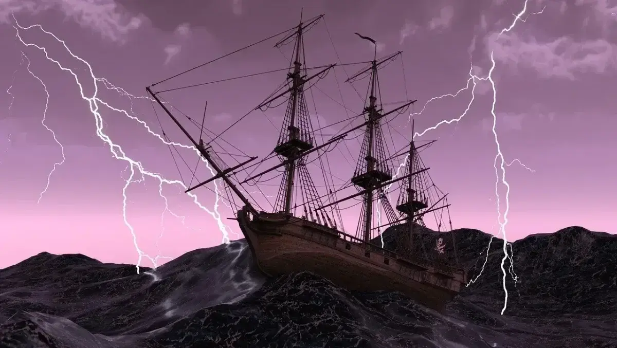 Kapal yang terombang ambing akibat badai. Ilustrasi: Pixabay.com/divipromedia.com