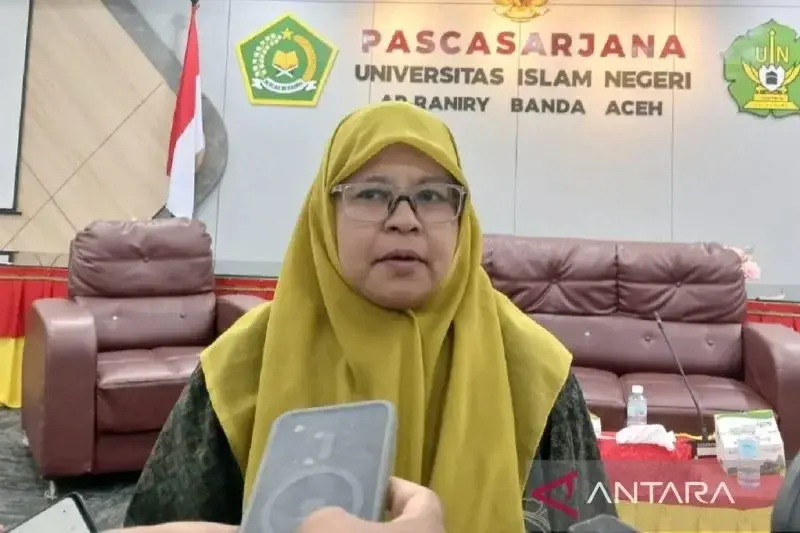 Ketua Umum AJI Indonesia, Nany Afrida saat memberikan keterangan terkait penggunaan AI dalam dunia jurnalistik, di Banda Aceh, Selasa (21/1/2025) (ANTARA/Rahmat Fajri) Ketua Umum AJI Indonesia, Nany Afrida saat memberikan keterangan terkait penggunaan AI dalam dunia jurnalistik, di Banda Aceh, Selasa (21/1/2025) (ANTARA/Rahmat Fajri)