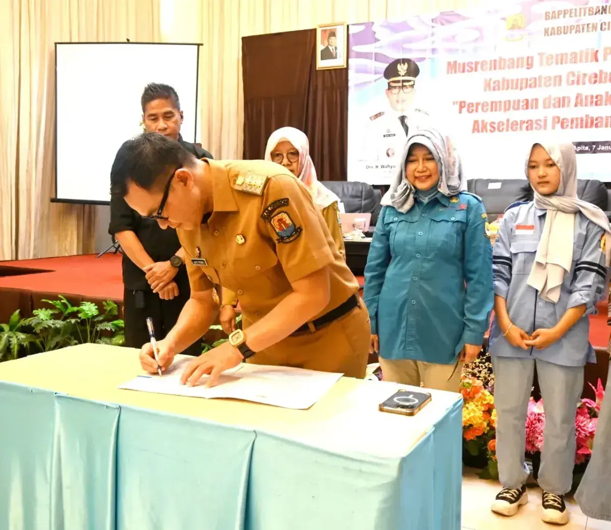 Pj Bupati Cirebon, Wahyu Mijaya Gelar Musrenbang Tematik “Perempuan dan Anak Kabupaten Cirebon. (dok. Wahyu Ariffudin/PC).