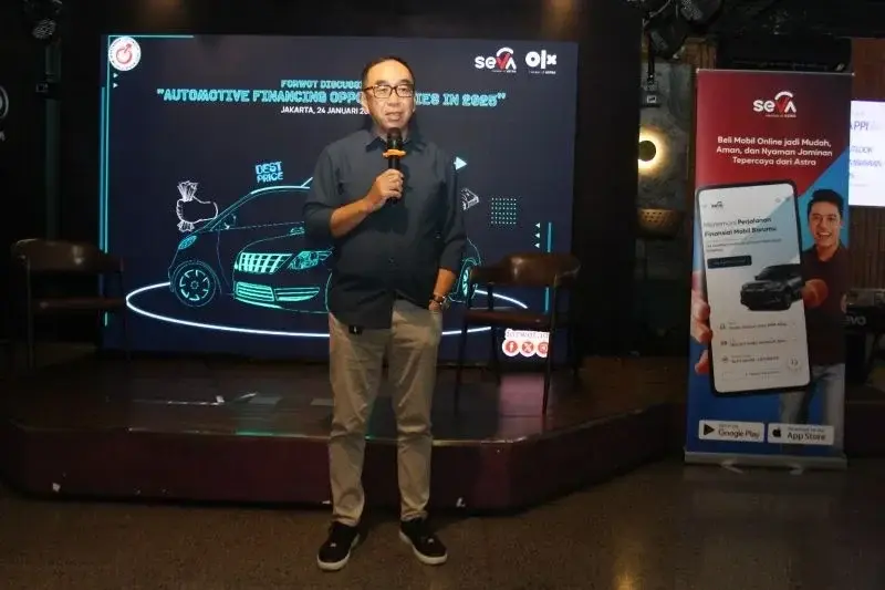 Ketua Umum Asosiasi Perusahaan Pembiayaan Indonesia (APPI) Suwandi Wiratno dalam kegiatan diskusi bersama dengan Forum Wartawan Otomotif Indonesia (FORWOT) di Jakarta. (ANTARA/Ho-Forwot)