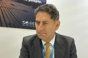 Direktur Jenderal Badan Energi Terbarukan Internasional (IRENA) Francesco La Camera memberi keterangan ketika ditemui di sela-sela Abu Dhabi Sustainability Week (ADSW) 2025, di Abu Dhabi, Uni Emirat Arab, Kamis (16/1/2025). (ANTARA/Putu Indah Savitri)
