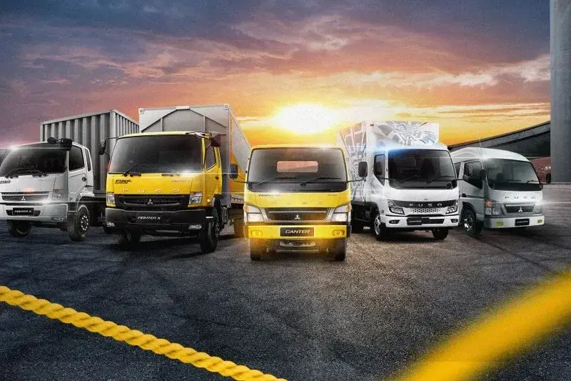 Deretan kendaraan dari Mitsubishi Fuso di Indonesia. (ANTARA/Ho-Fuso)