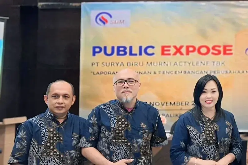 Jajaran PT Surya Biru Murni Acetylene Tbk (SBMA) dalam Public Expose di Jakarta, Senin (13/01/2025). (SBMA)