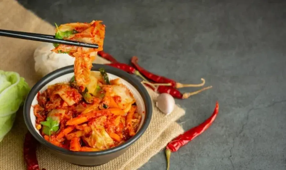 Ilustasi makanan pedas. Foto: Freepik