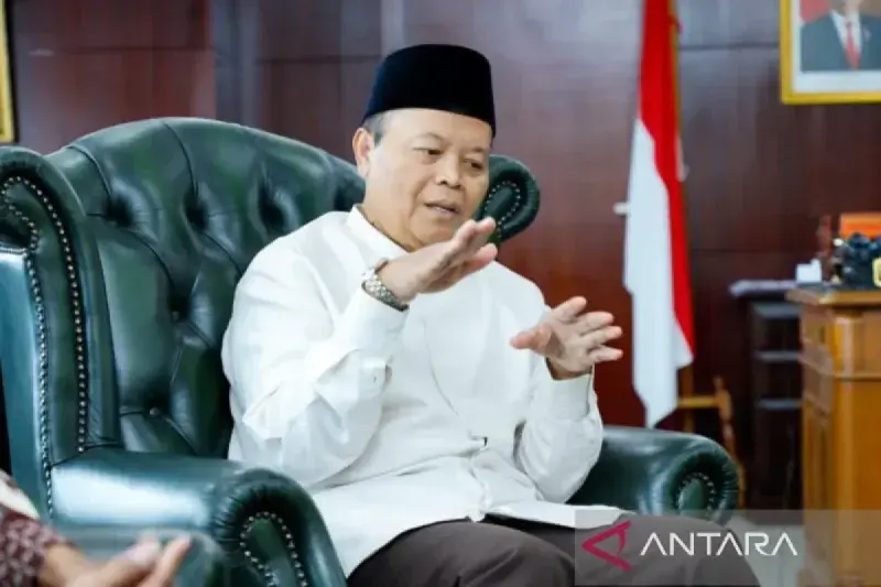 Dokumentasi - Wakil Ketua MPR RI Hidayat Nur Wahid.* (ANTARA/HO-MPR)