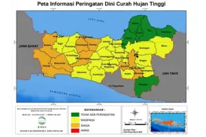 Peta informasi peringatan dini curah hujan tinggi di Provinsi Jawa Tengah pada dasarian ketiga bulan Februari 2025. ANTARA/HO-BMKG