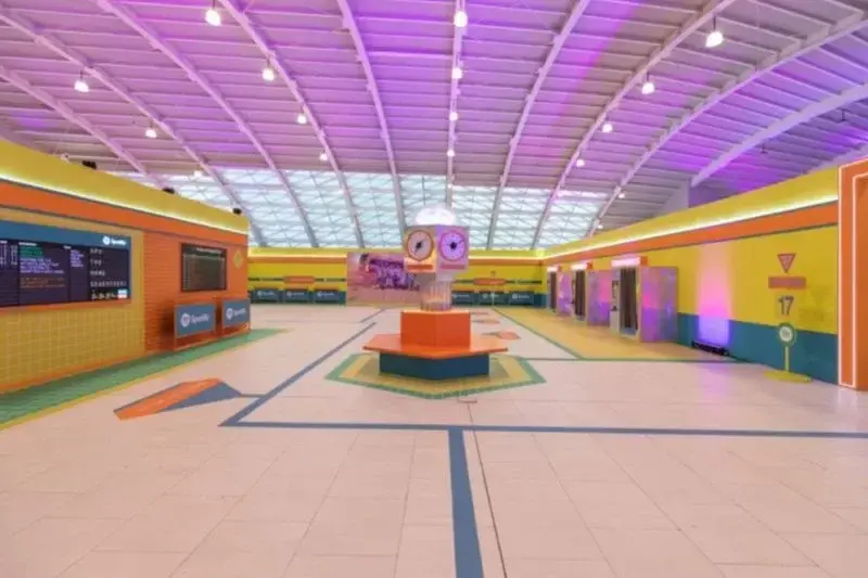 Arena Spotify "CARAT Station Jakarta" yang dihadirkan bagi penggemar SEVENTEEN di City Hall PIM 3 Jakarta Selatan. (ANTARA/HO-Spotify)
