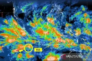 Tangkapan layar - BMKG mendata bibit siklon tropis 91S terpantau di perairan selatan Jawa yang mempengaruhi kondisi cuaca termasuk di Bali, Senin (17/3/2025). ANTARA/Instagram @InfoBMKG