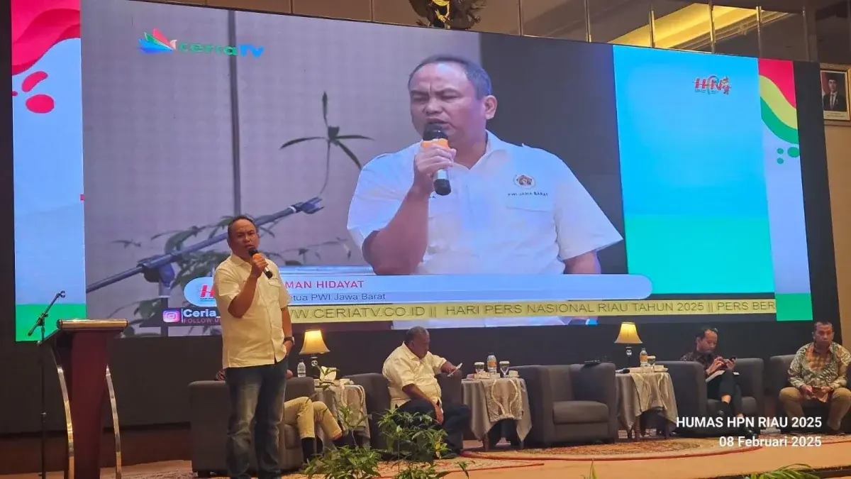 caption : Ketua PWI Jawa Barat Hilman Hidayat tegaskan, pembekuan kepengurusan PWI Jawa Barat oleh Henry Ch Bangun salah alamat. Kepengurusan PWI Jawa Barat sudah jelas hanya mengakui Ketua Umum PWI Pusat Zulmansyah Sakedang. (dok Humas PWI Jabar) caption : Ketua PWI Jawa Barat Hilman Hidayat tegaskan, pembekuan kepengurusan PWI Jawa Barat oleh Henry Ch Bangun salah alamat. Kepengurusan PWI Jawa Barat sudah jelas hanya mengakui Ketua Umum PWI Pusat Zulmansyah Sakedang. (dok Humas PWI Jabar)