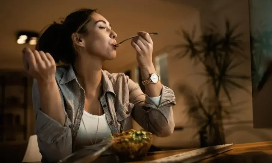 Ilustrasi mindful eating. Foto: Rini/Divipro