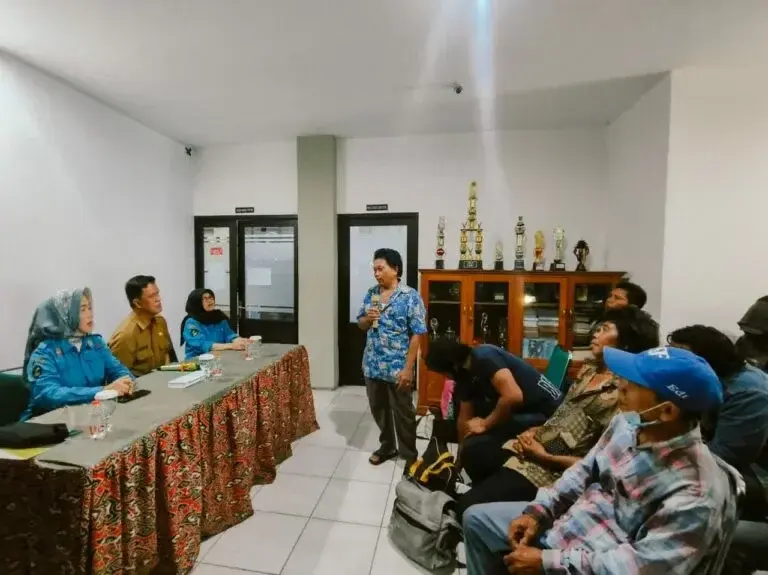 Warga Yang Terlantar Di Subang