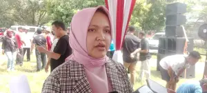 Caption ; Ketua DPRD Kabupaten Cirebon, Dr. Sophi Zulfia, SH, MH.