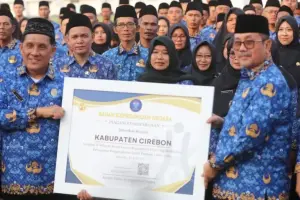 Bupati Cirebon Lantik 1.735 PPPK, Tekankan Loyalitas dan Kualitas Pelayanan Publik