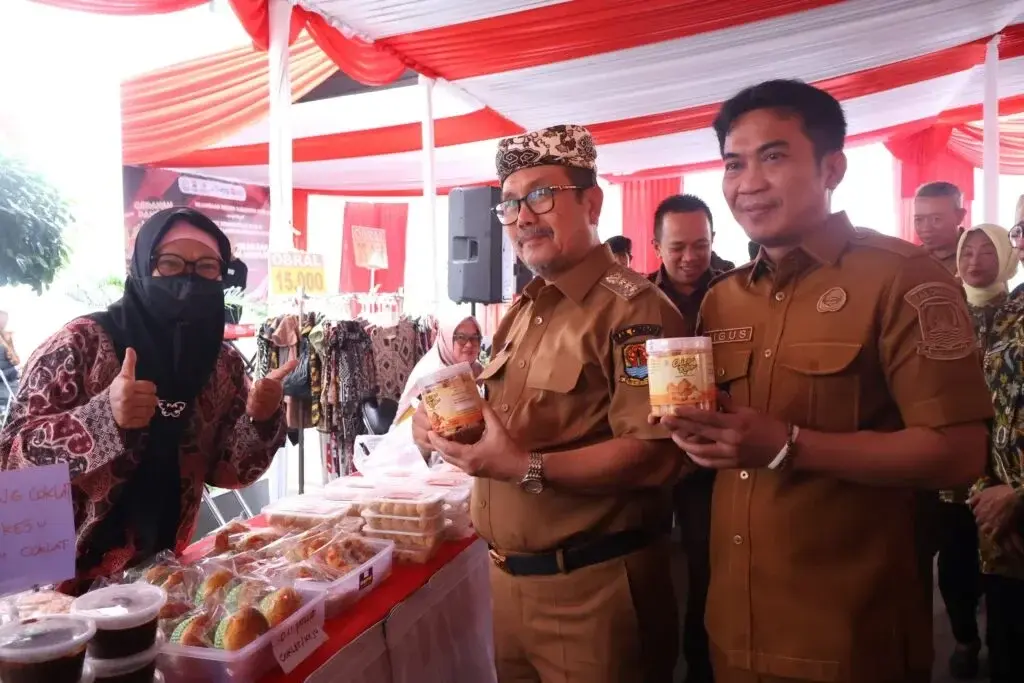 Bupati Imron