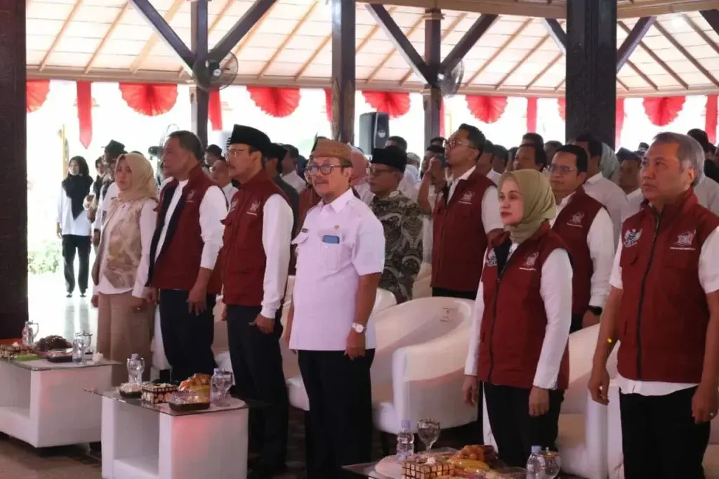 Bupati Imron Dorong Sekolah Rakyat
