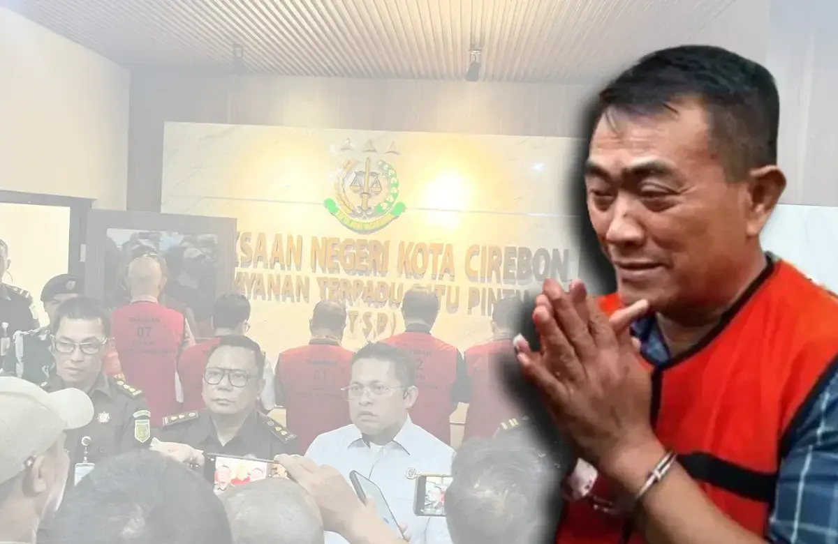 Caption : Mantan Walikota Cirebon, NA Priode 2014-2023. 