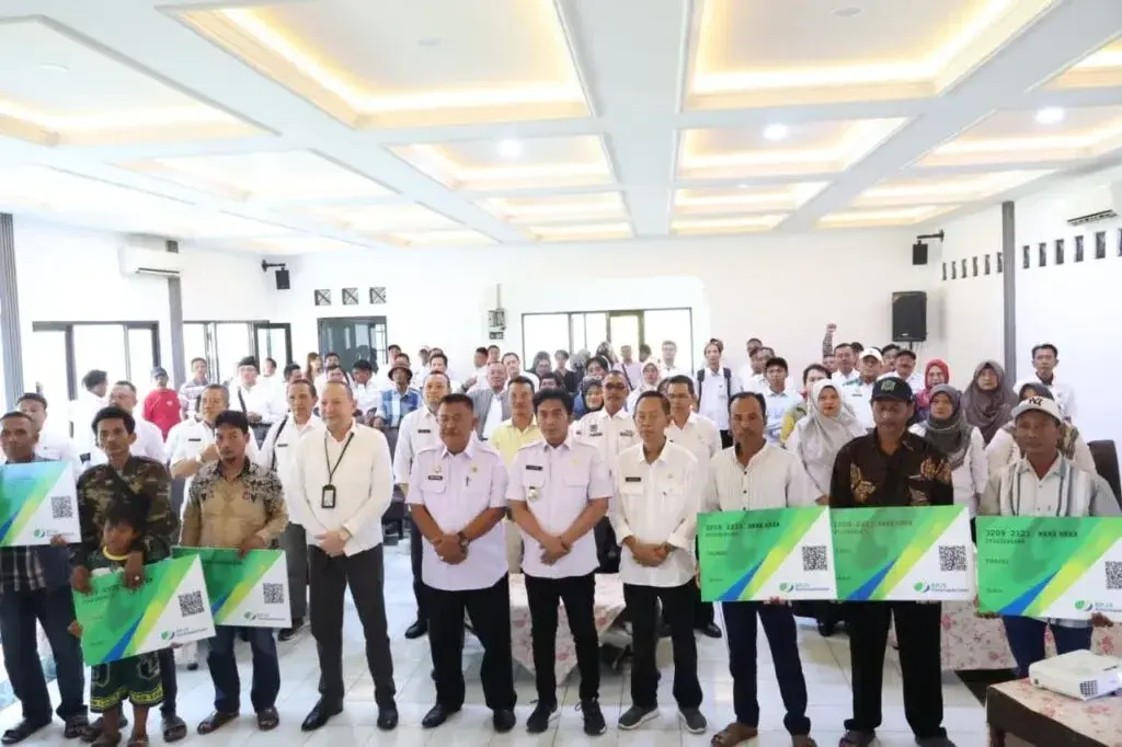 Nelayan Kabupaten Cirebon Nelayan Kabupaten Cirebon