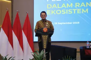 Deputi Bidang Pelayanan Publik Kementerian PANRB Otok Kuswandaru saat membuka Pendampingan Implementasi Kebijakan Pelayanan Publik dalam Ekosistem Digital Pelayanan Publik secara hibrida.