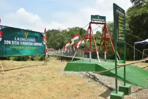 Bupati Cirebon Apresiasi Pembangunan Jembatan Gantung