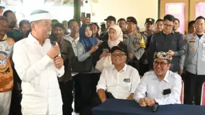 Strategi Atasi Macet: Tukang Becak Cirebon Diberi Rp1,4 Juta untuk Libur Sementara