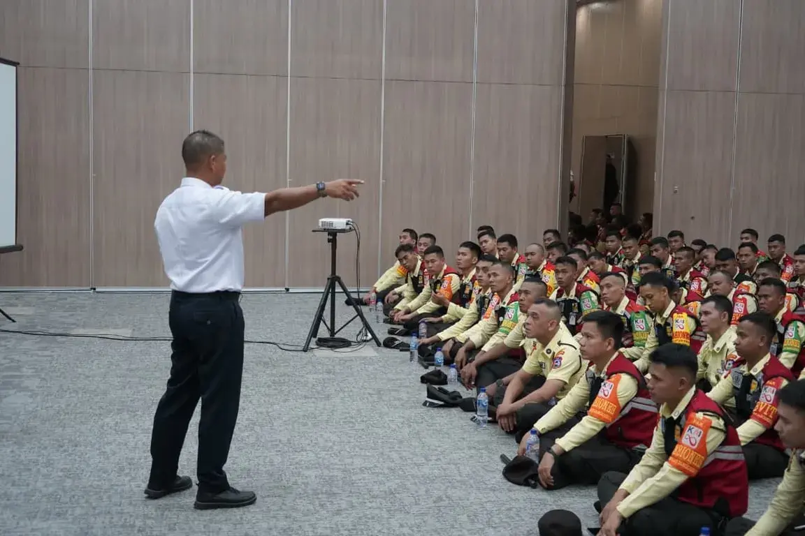 KAI Perkuat Profesionalisme Personel Keamanan LRT Jabodebek melalui Pembinaan dan Evaluasi KAI Perkuat Profesionalisme Personel Keamanan LRT Jabodebek melalui Pembinaan dan Evaluasi