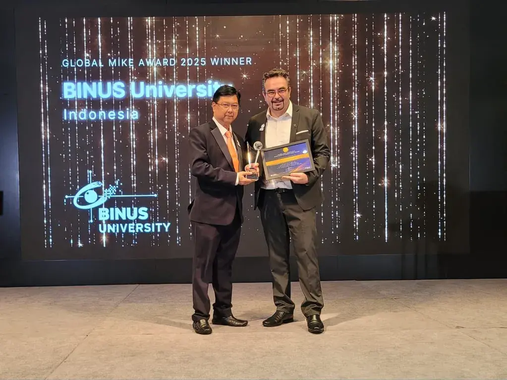 Menuju Usia ke-45, BINUS University Raih Global Most Innovative Knowledge Enterprise (MIKE) Award 2025: Wujudkan Dampak Berkelanjutan